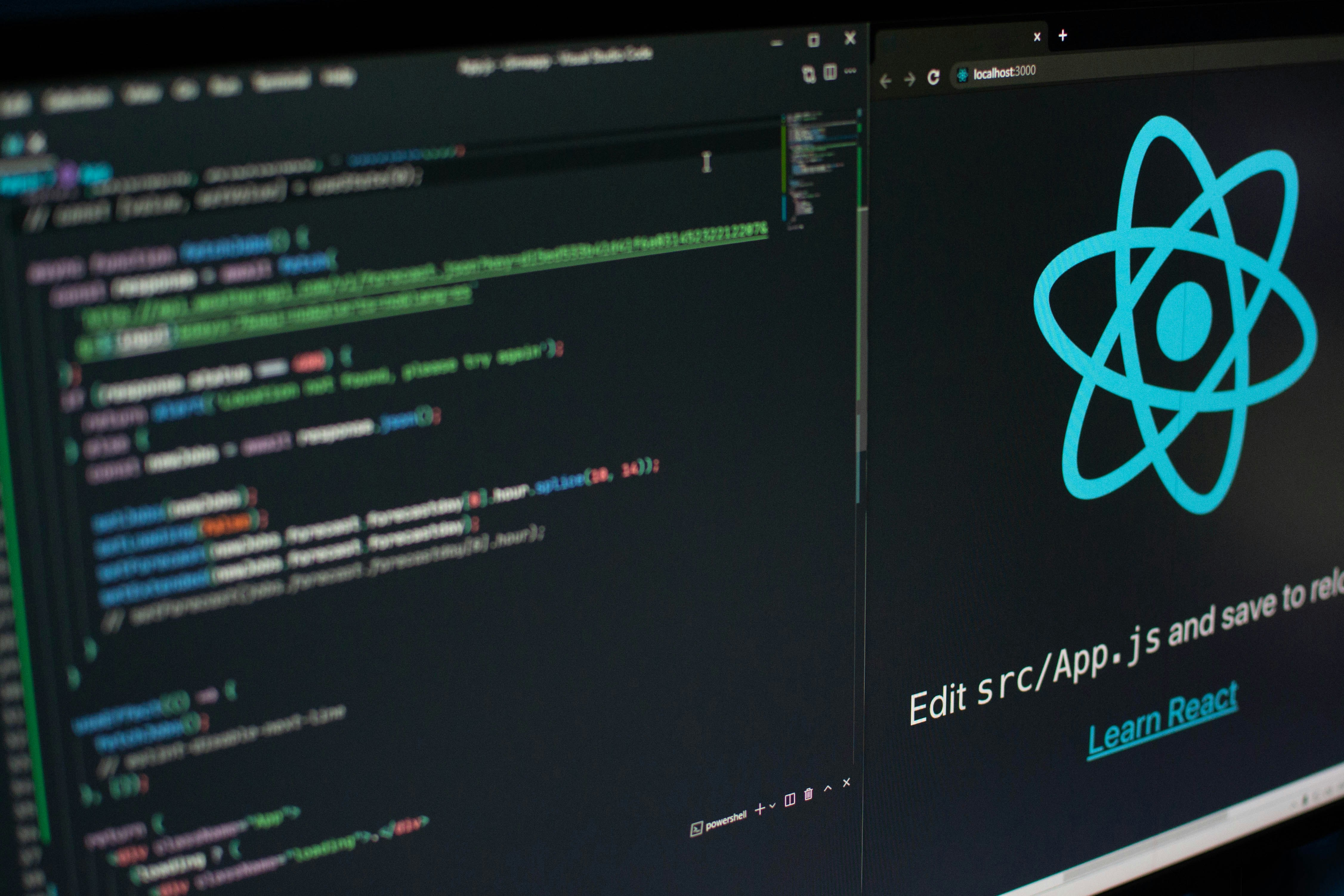 DevTaastic Guide: Next.js vs React – Architecting Your Business Website's Future